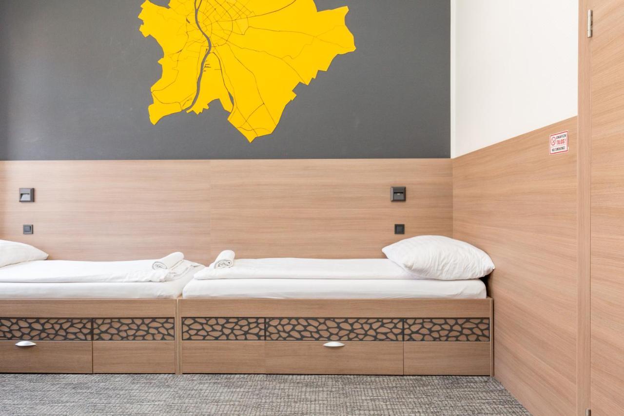 E14 Design Hostel Budapest Luaran gambar